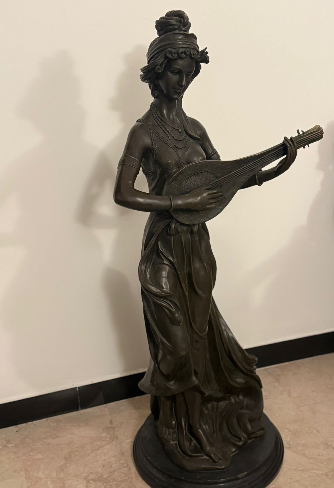 تماثيل برونزية